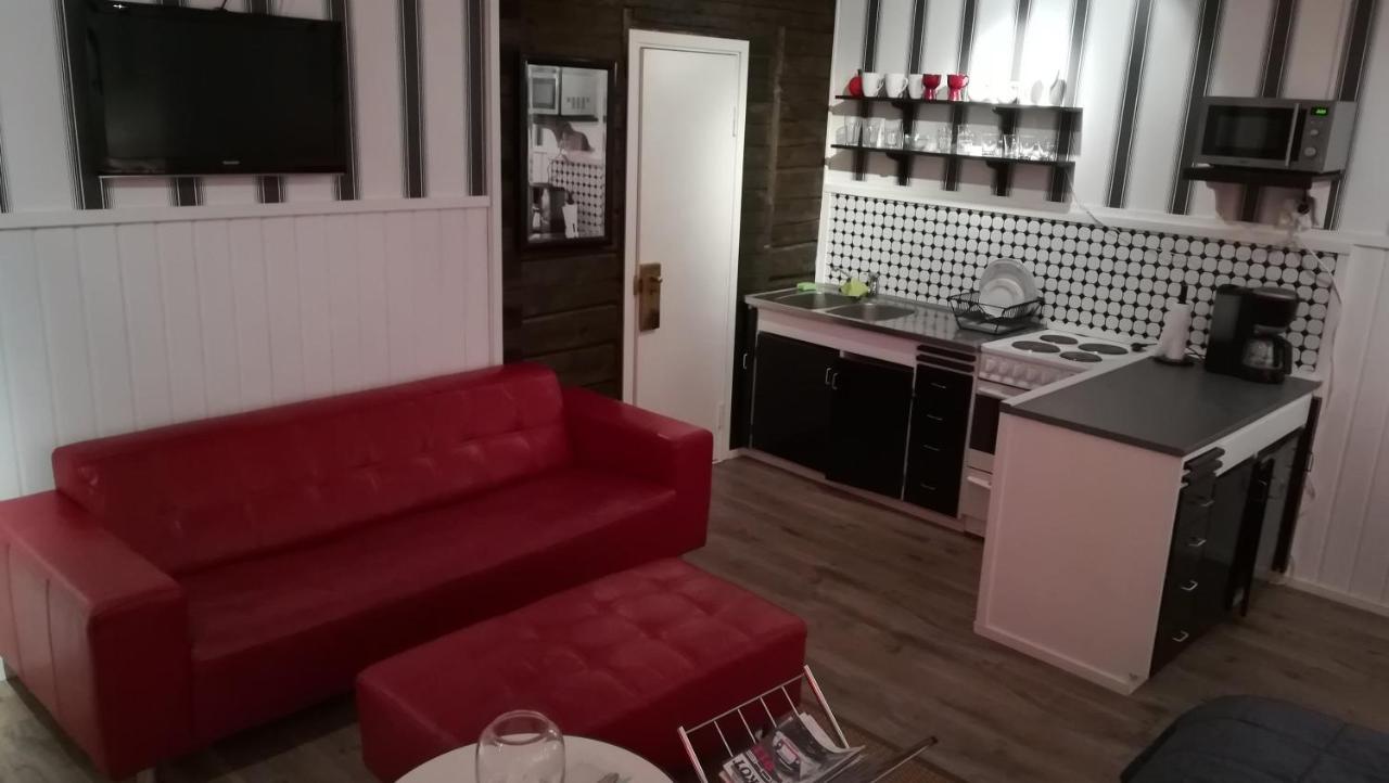 Hotelli Huiskankorpi Boutique Hotel Nivala Eksteriør bilde